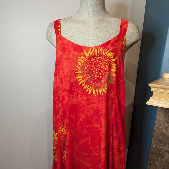 Rayon red sundress with bright golden sunburst sunflowers Size L - Picture 3 of 10